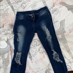 Skinny distressed jeans